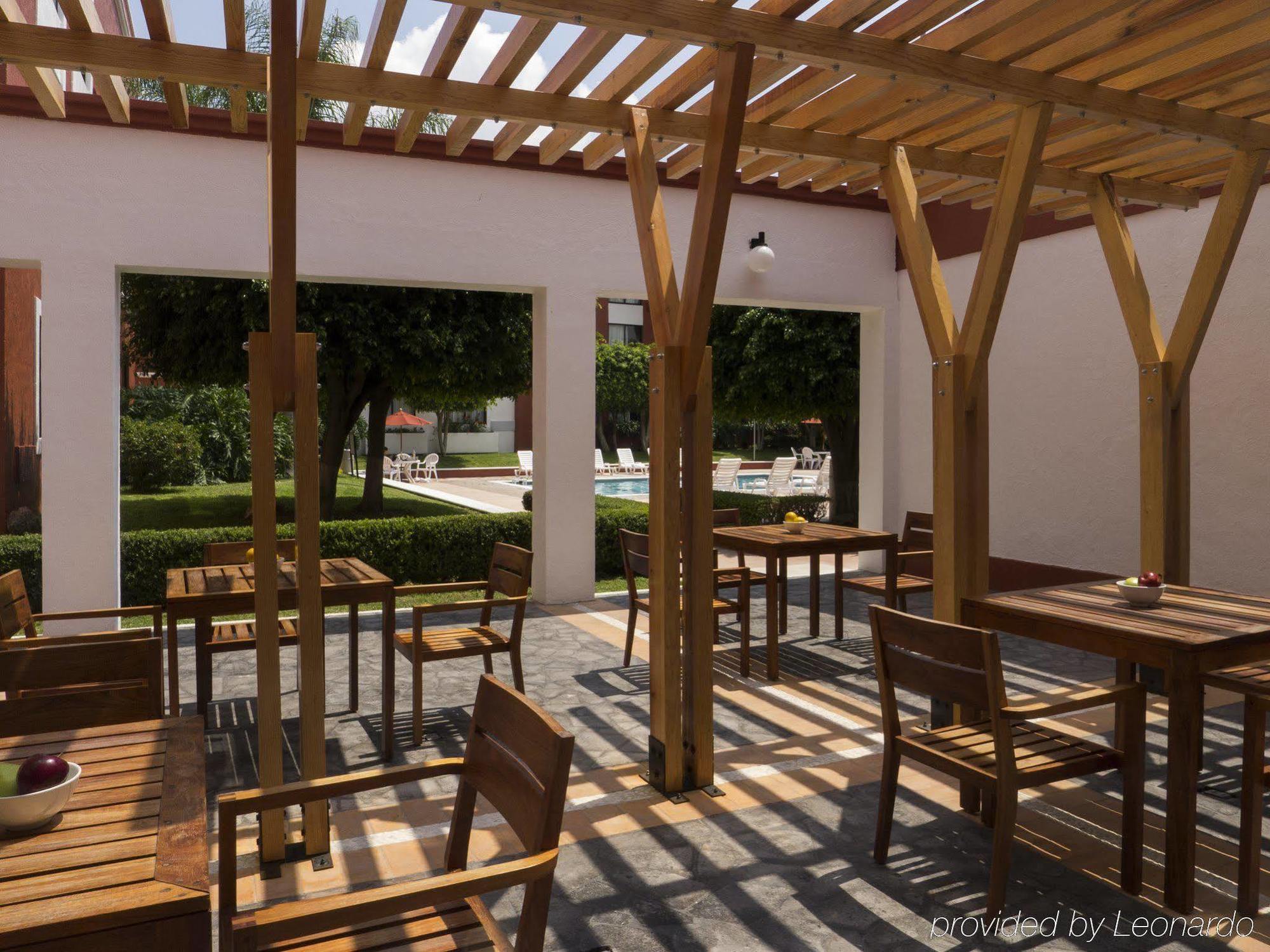 Fiesta Inn Λεόν Εστιατόριο φωτογραφία